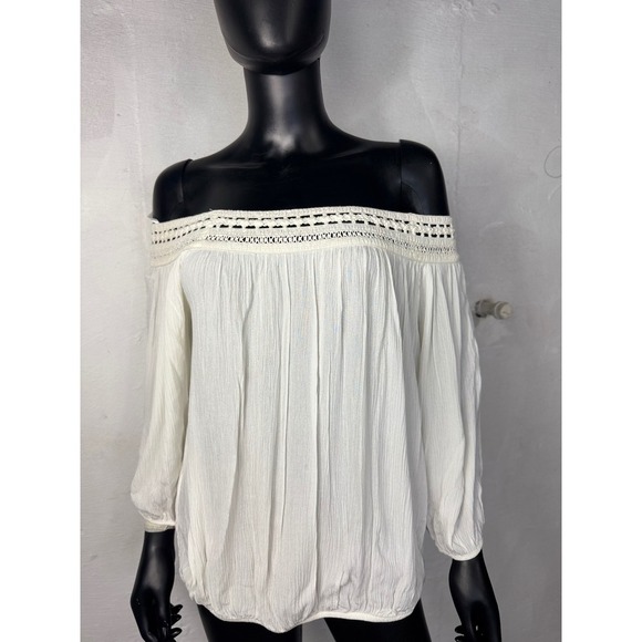 A. Byer White Crochet Trim Off Shoulder 3/4 Sleeve Blouse Top‎ Size L - Picture 1 of 9